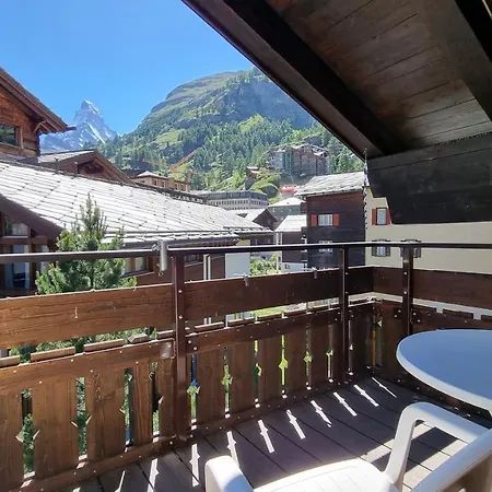 Dent Blanche Apartment